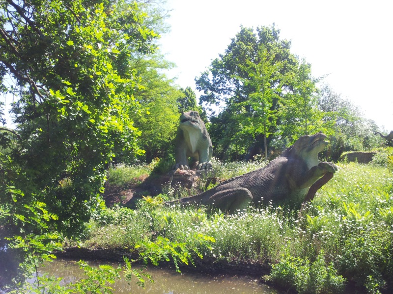 Iguanodon sculptures in Crystal Park